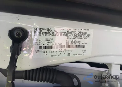 2017 Ford Focus Se z USA, uszkodzony, nr VIN 1FADP3K2XHL328359